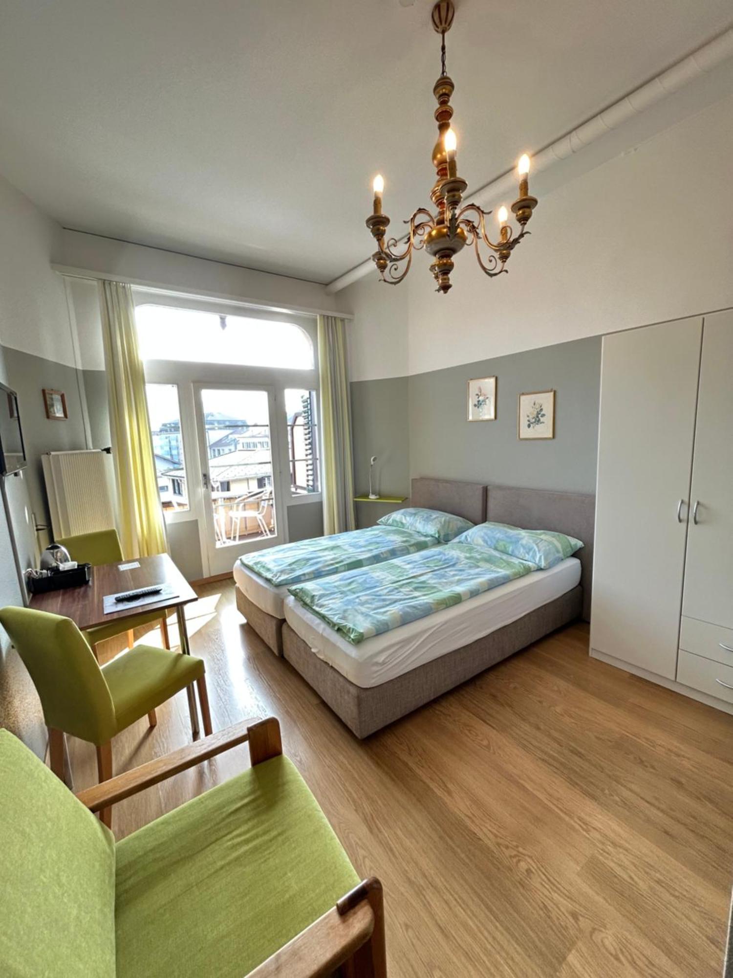 Post Hardermannli Hotell Unterseen Rom bilde