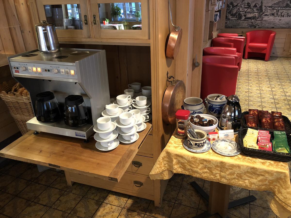 Post Hardermannli Hotell Unterseen Eksteriør bilde